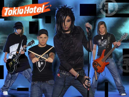 L&agrave;, ils sont tous bboOOOooos surtout bill !!!!!!!!