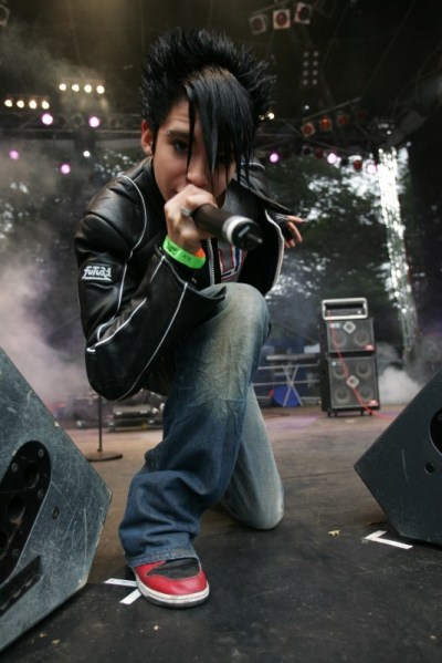 CHUT!!!!!!!!! BILL VEUT ME DIRE UN SECRET!!!!!!!!!!!!!